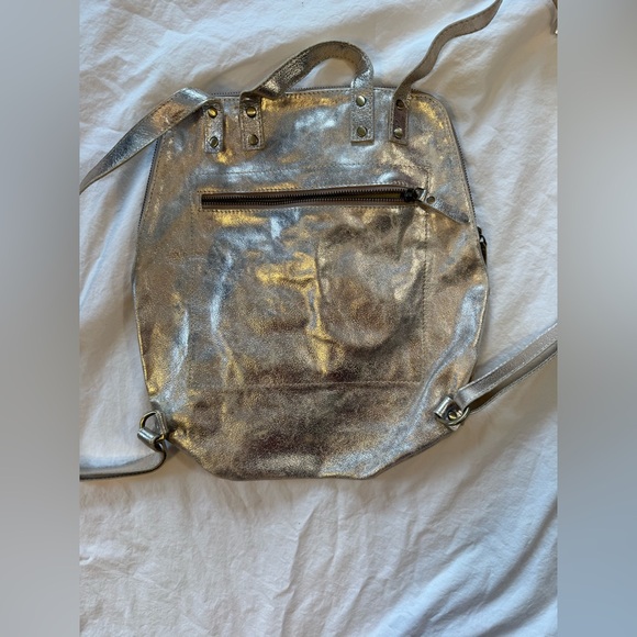 JANE MARIE Metallic Tan Leather Backpack - Picture 4 of 11